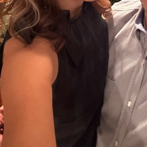 New❤️💚Beautiful Blackwatch /Red plaid bow-neck blousy top - Picture 11 of 12